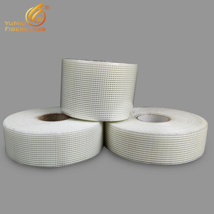 Manufacture of Good Quality and Lower Price Fiberglass self- adhesive tape
