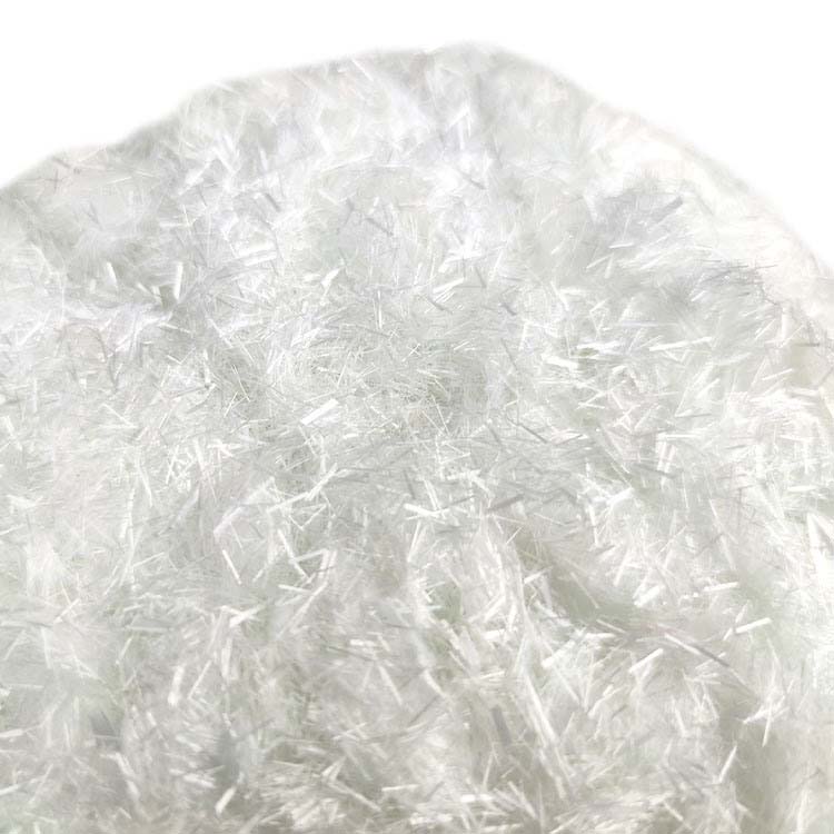 Glass fiber is one of the raw materials of pellicle plastic